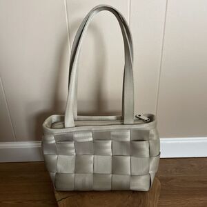 Harvey's Women's Seatbelt Tan Champagne‎ Bag Hand Tote Purse Shoulder Bag